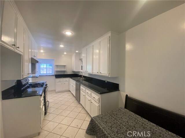 Building Photo - 21601 Palos Verdes Blvd