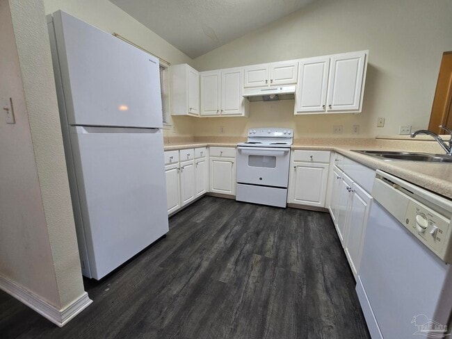 Building Photo - 4873 La Casa Cir