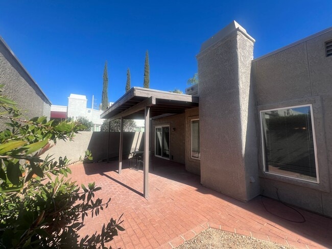 Building Photo - Attractive 3 Bed./2 Ba. Home in the Catalinas by Sabino Canyon