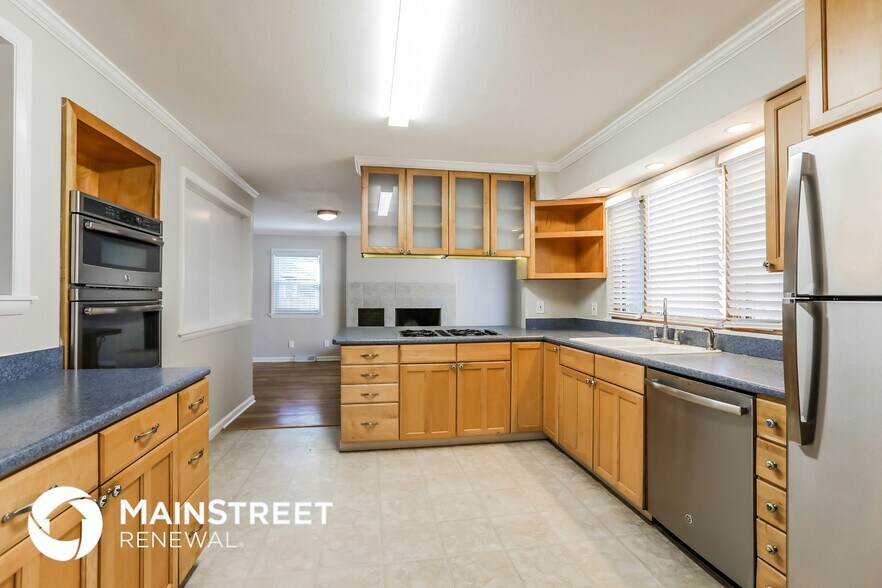 Building Photo - 508 E 109 St