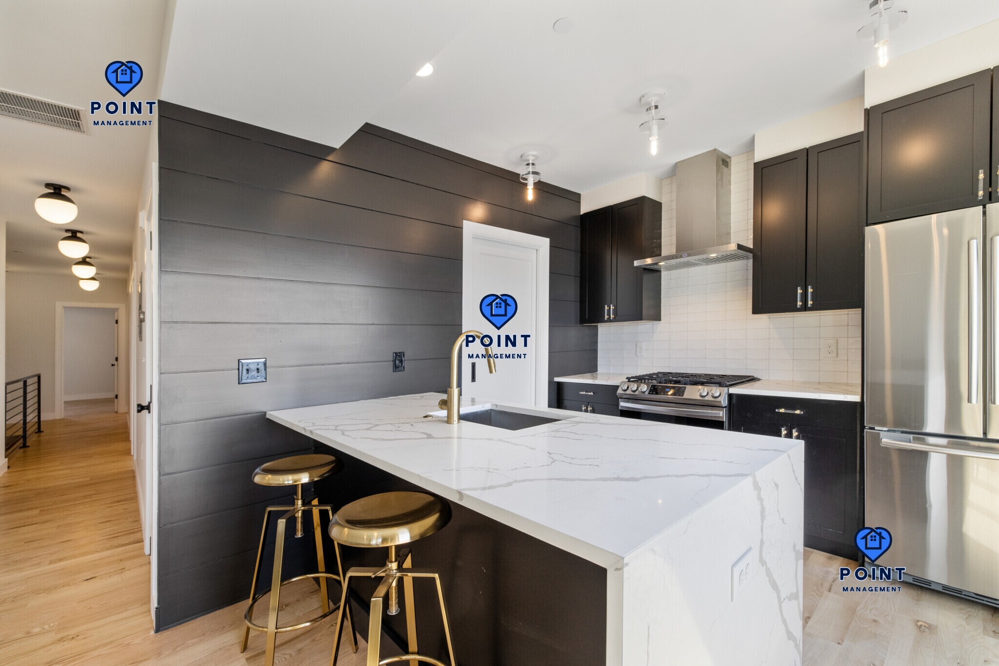 Building Photo - 275 Webster St