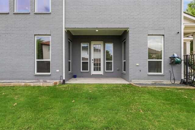 Building Photo - 500 Loma Alta Dr