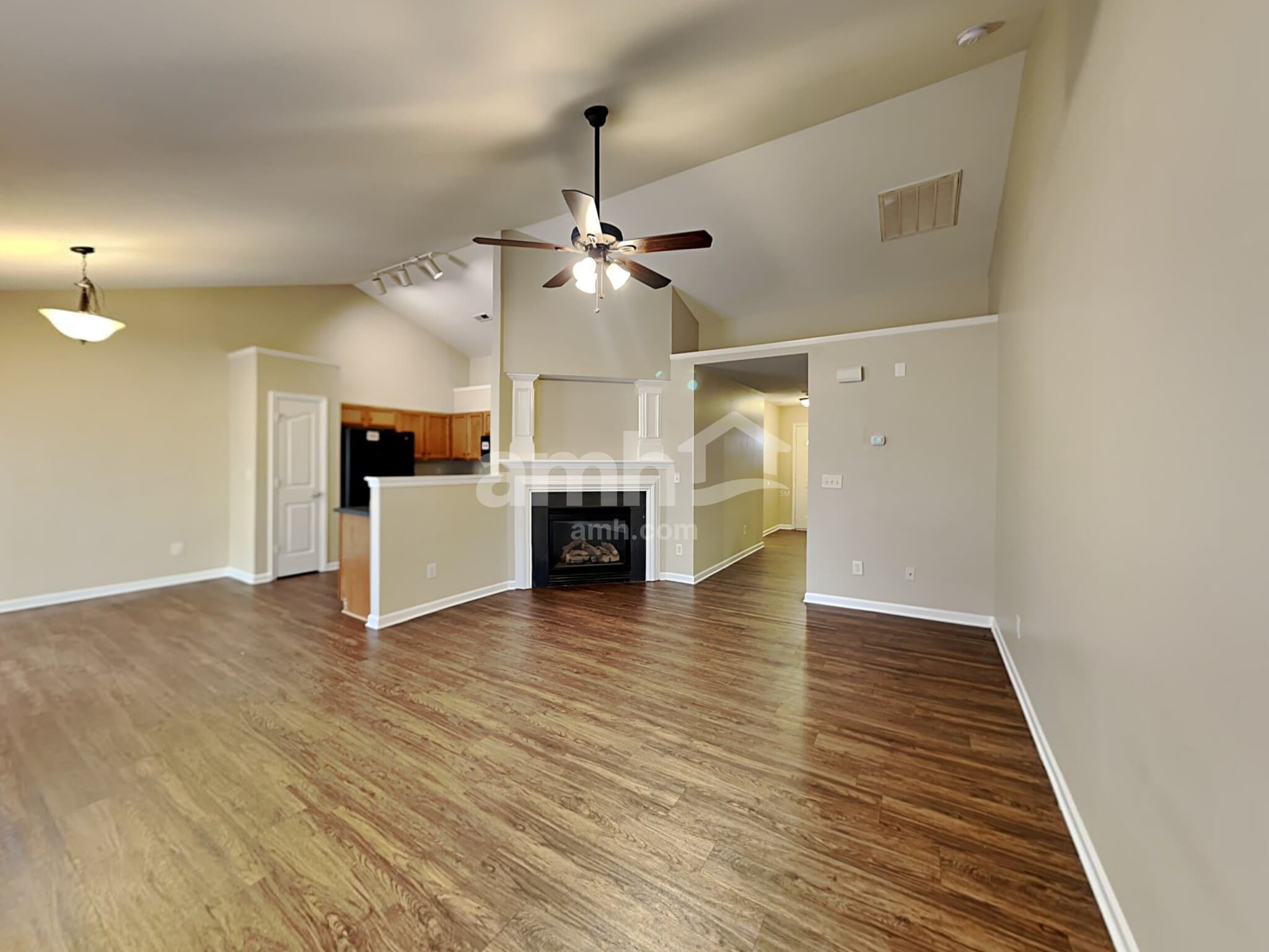 Building Photo - 7033 Sunman Rd