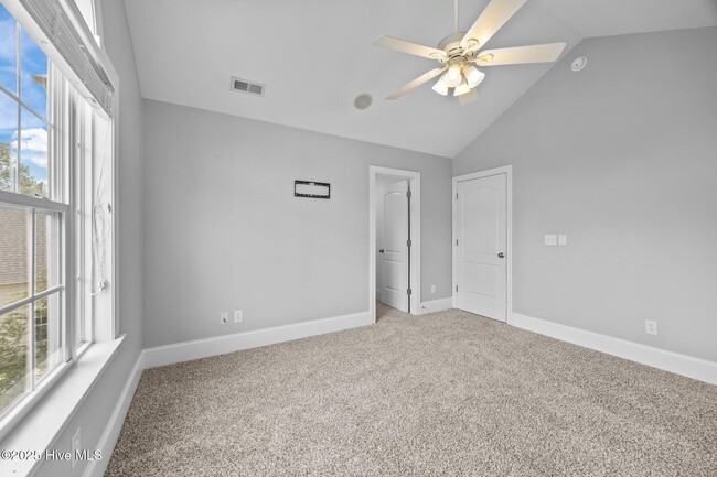 Building Photo - 109 Dunlin Ct