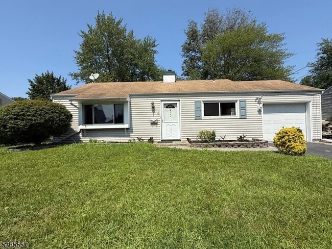Primary Photo - 19 Dayton Rd