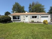 Building Photo - 19 Dayton Rd