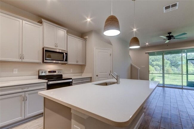 Building Photo - 8341 Wildflower Glen Ave