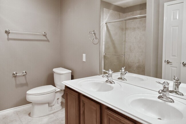 Building Photo - 13600 Breton Ridge St