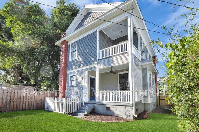 Building Photo - 517 E 40th St