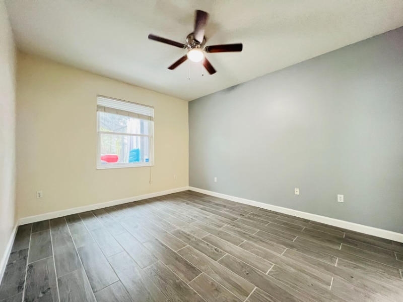 Building Photo - 10143 Shadow Creek Dr