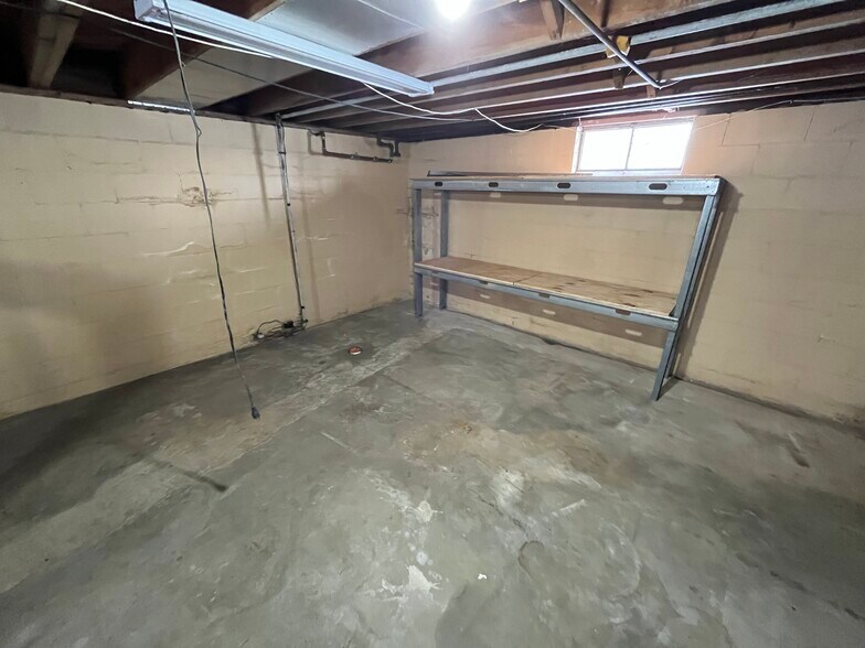 Building Photo - 615 Washington Ave