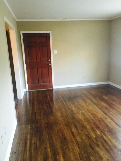 Building Photo - Great 3 bedroom home in East Memphis!!!