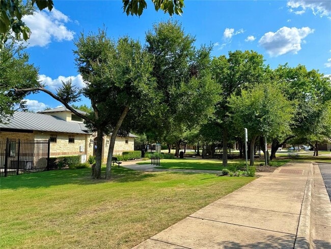 Building Photo - 2117 Townsman Trail