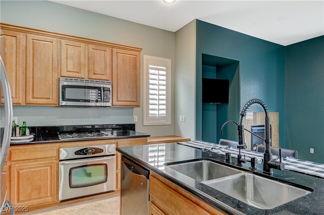 Building Photo - 11375 Belmont Lake Dr