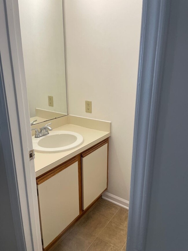 Building Photo - 6700 Bevington Ridge Rd