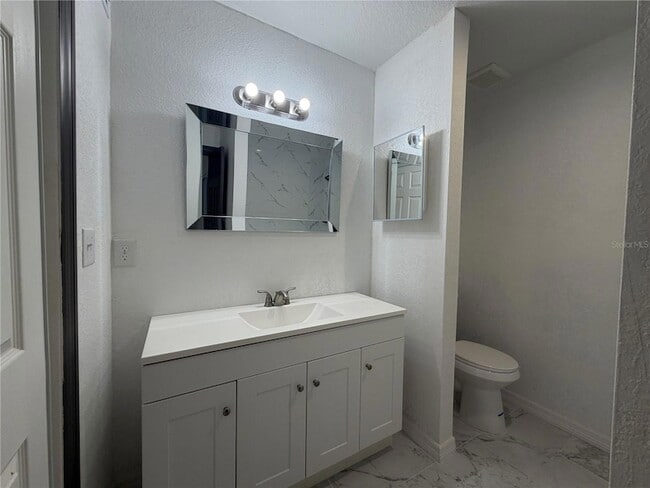 Building Photo - 3924 Crayrich Cir
