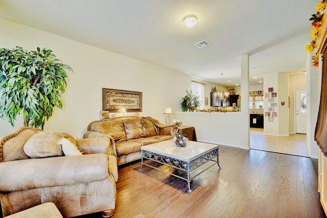 Building Photo - 1810 Franklin Mountain Dr