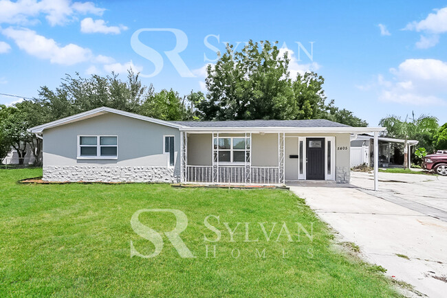 Primary Photo - The living is easy in this 3 bedroom, 1 ba...