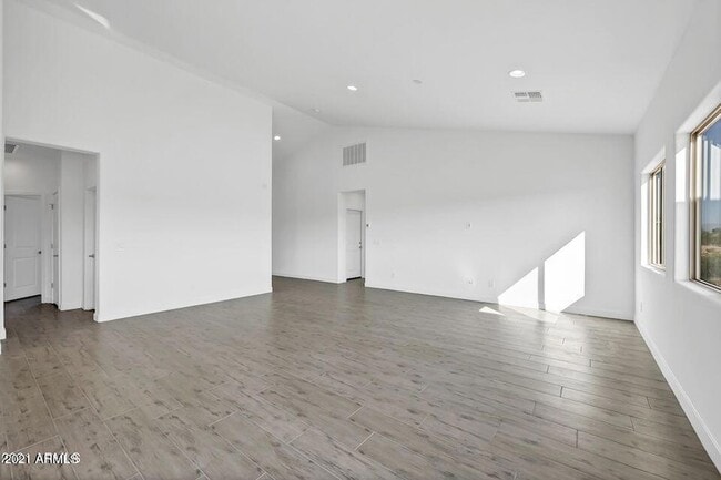 Building Photo - 12459 W Cabrillo Dr