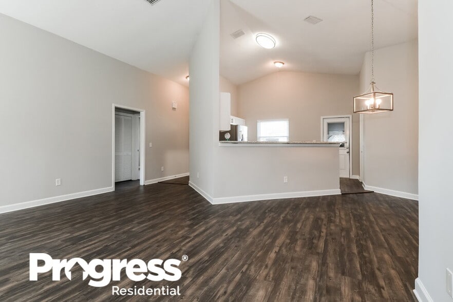 Building Photo - 10843 Rutherford Ct