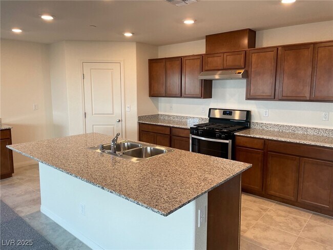 Building Photo - 5358 Pico Viejo St