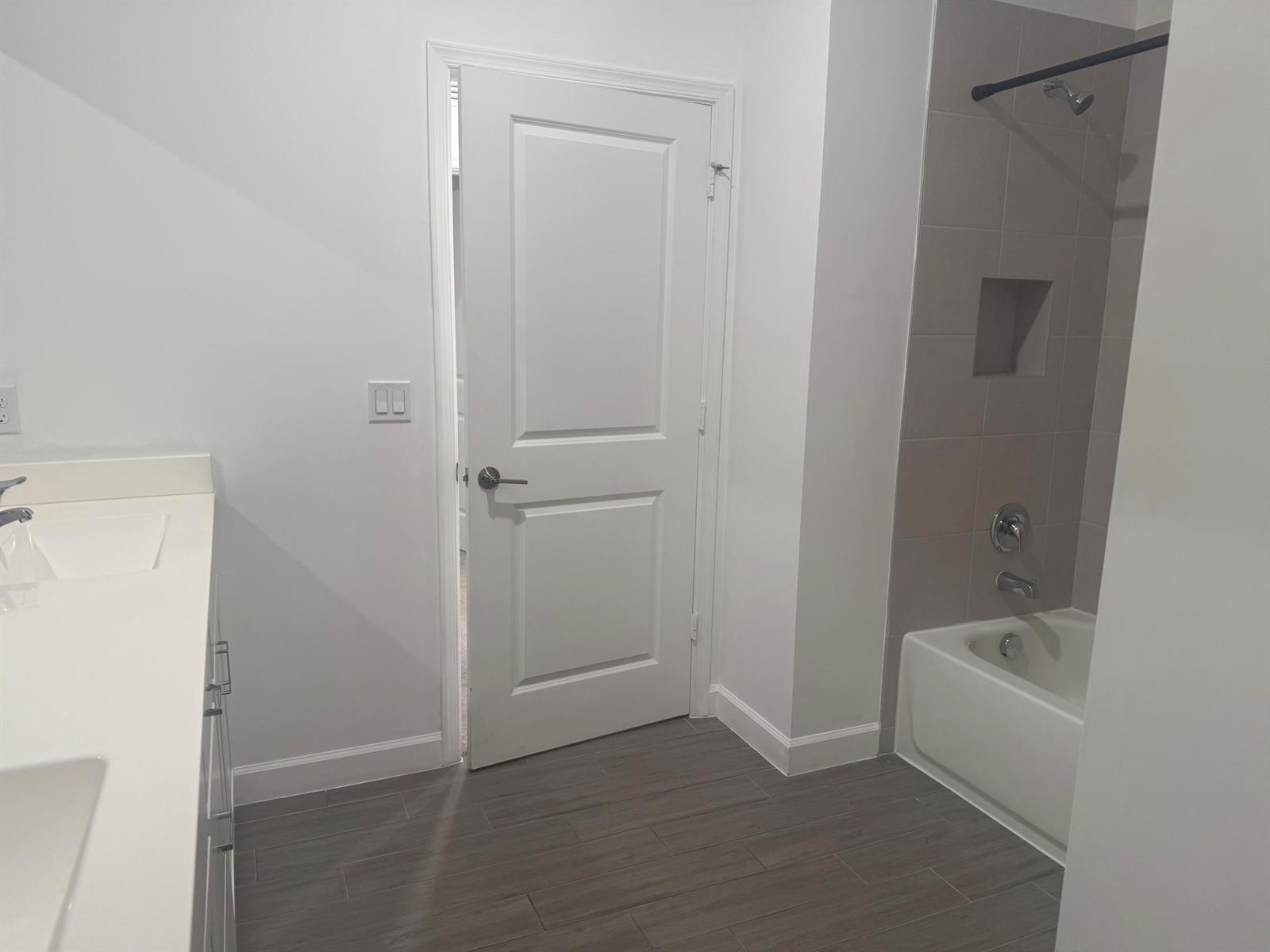 Building Photo - 4938 Navali Dr