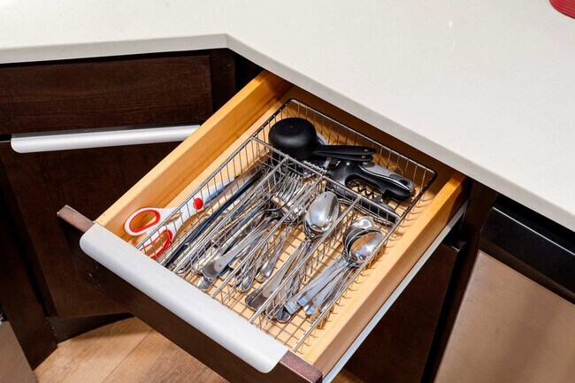 Building Photo - 2207 W 18th St