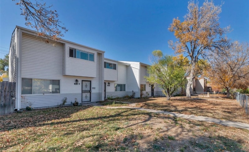 Building Photo - 211 Julian St