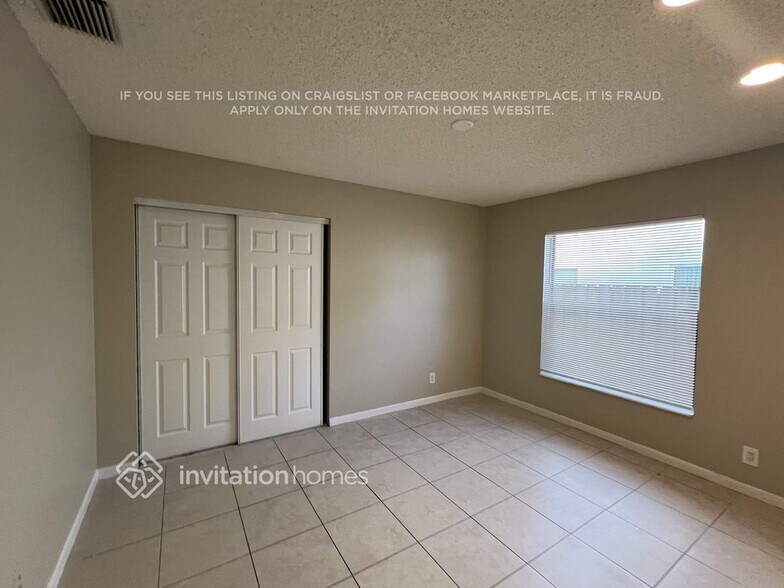 Building Photo - 9821 NW 41st Ct
