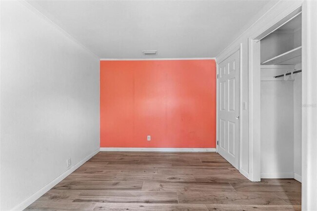 Building Photo - 8010 Riverview Dr