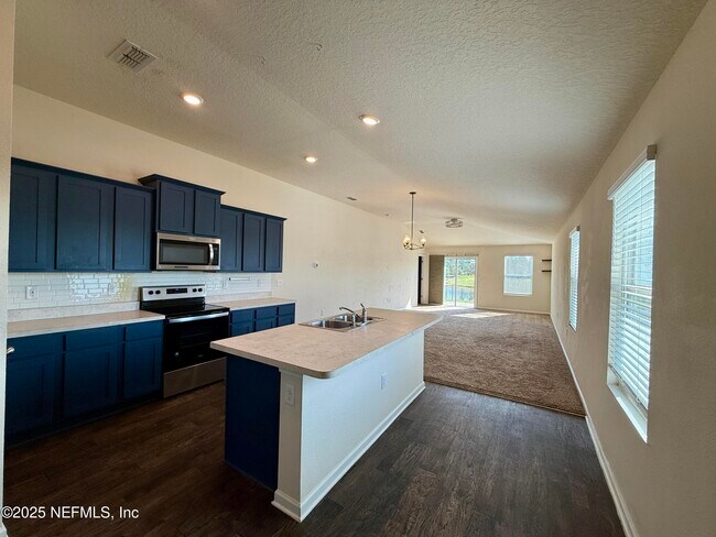 Building Photo - 2917 Buck Creek Pl