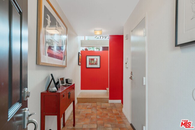 Building Photo - 1979 Grace Ave