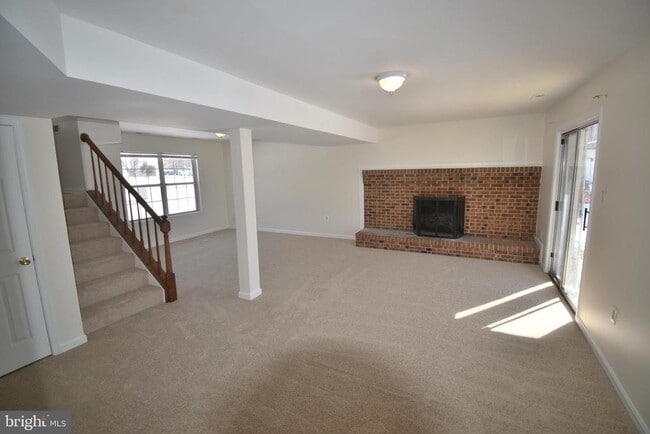 Building Photo - 7707 Klovstad Dr