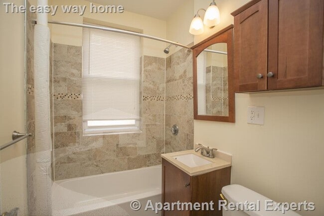 Building Photo - 138 Highland Ave