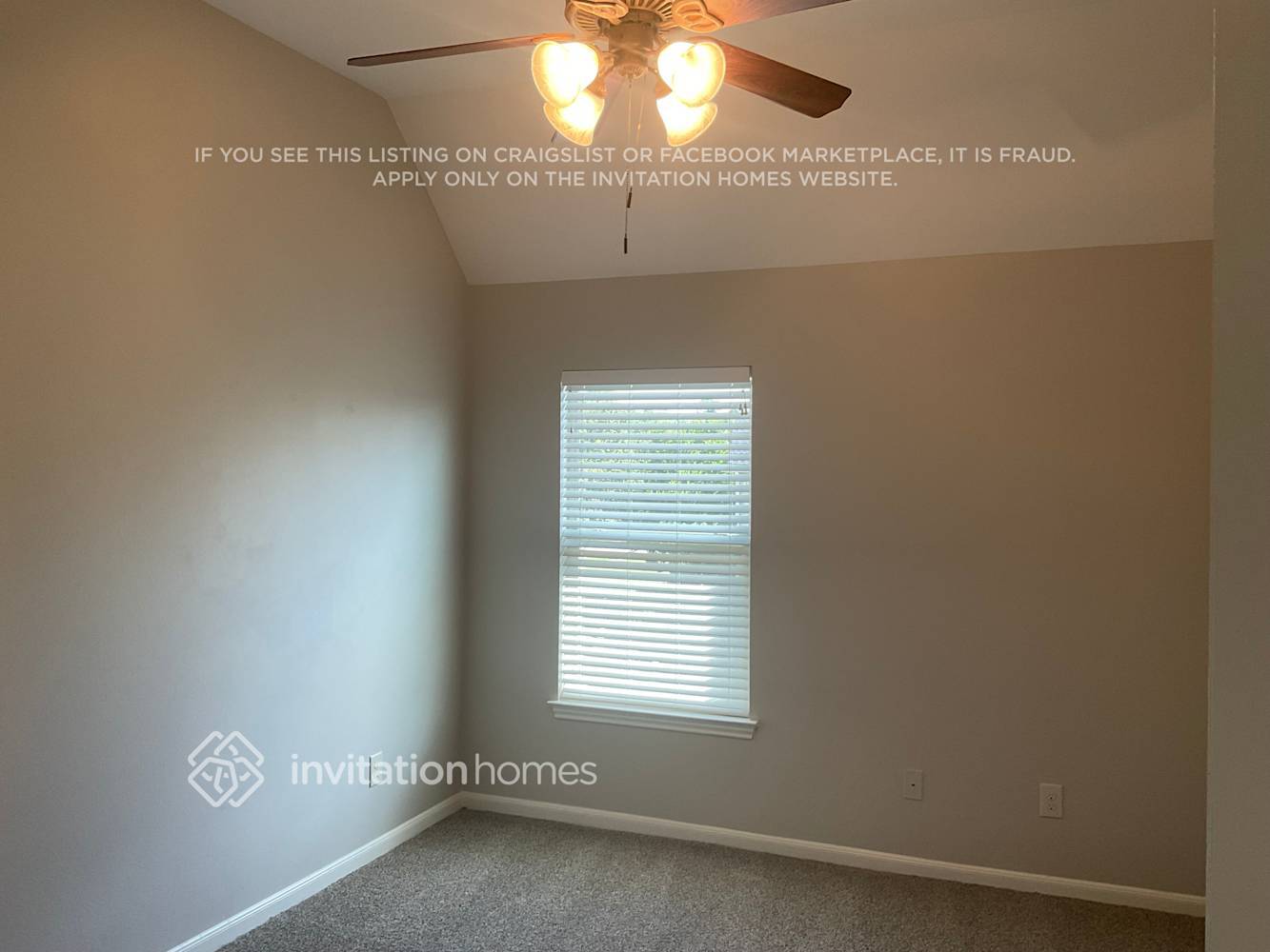 Building Photo - 16002 Maple Shores Dr