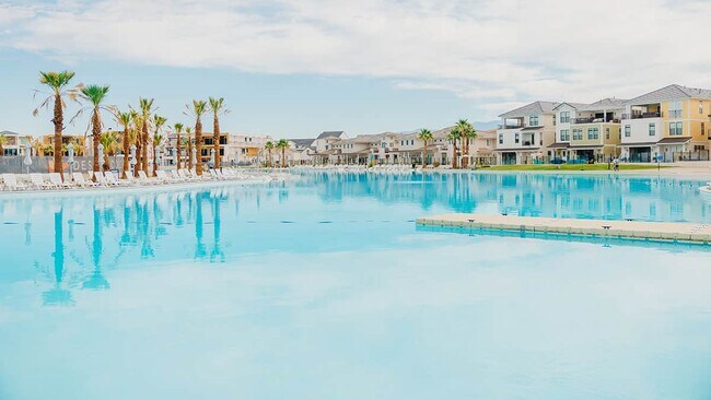 Building Photo - 646 Grn Mountain Dr