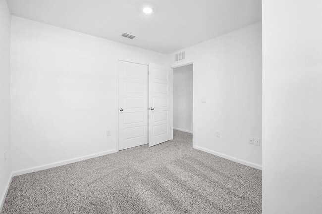 Building Photo - 53 Montellano Rd