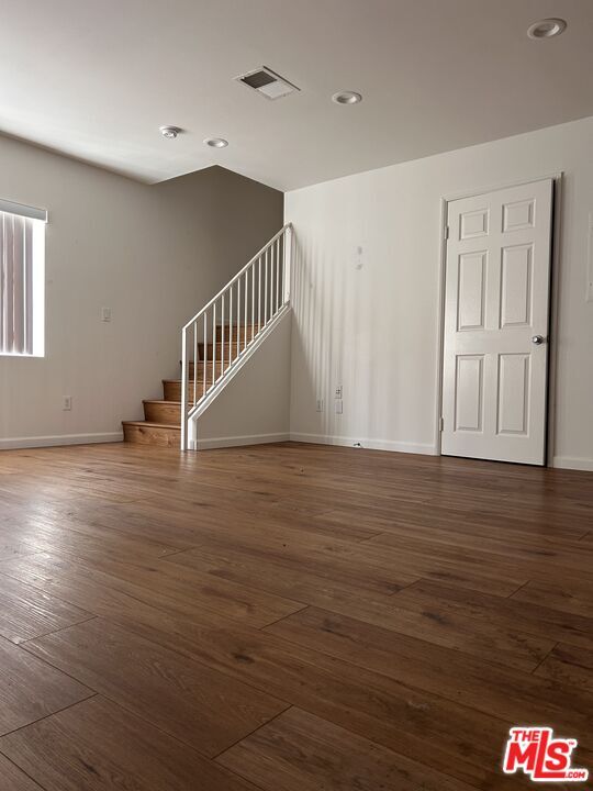 Building Photo - 3668 Mentone Ave