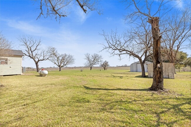 Building Photo - 18218 Buck Rd