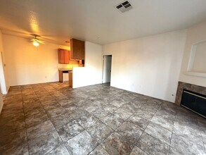 Building Photo - SPACIOUS 2BED/2BATH CONDO * FIRST FLOOR UNIT*
