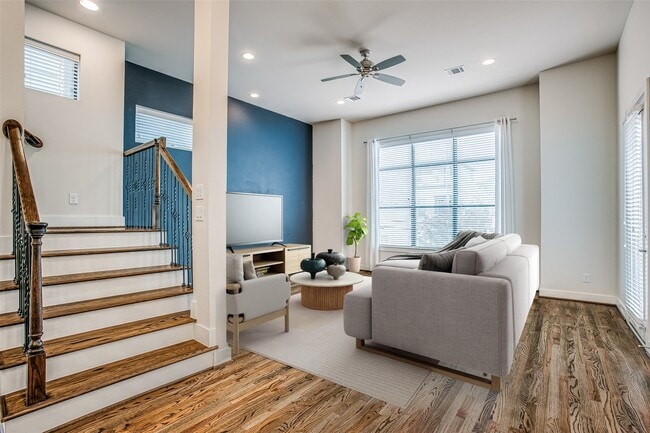 Building Photo - 1508 Beall St