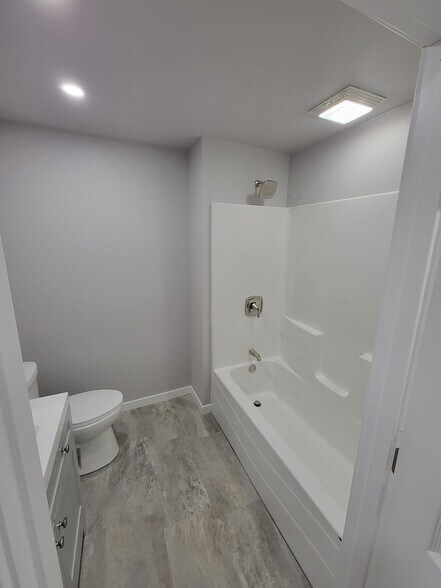 Building Photo - 2417 East 13th Street