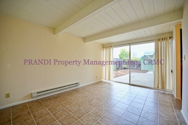 Building Photo - 870 Penny Royal Ln