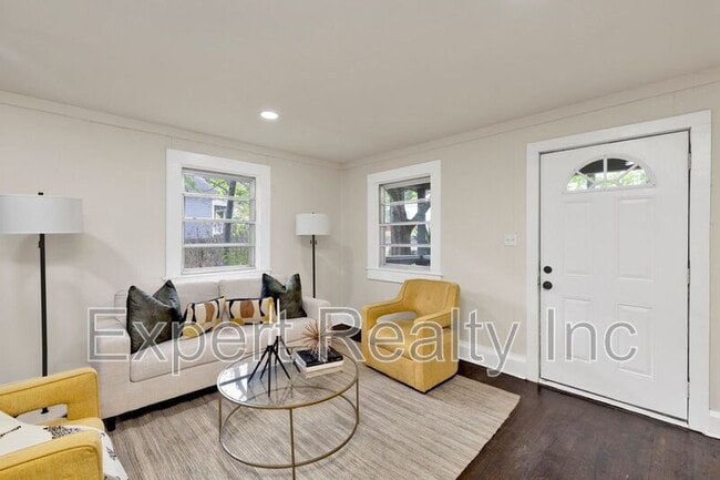 Building Photo - 4345 2nd Ave S