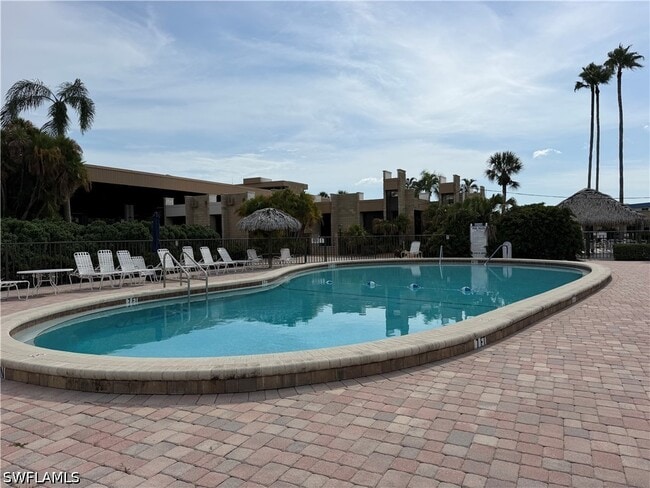 Building Photo - 1624 Pine Valley Dr