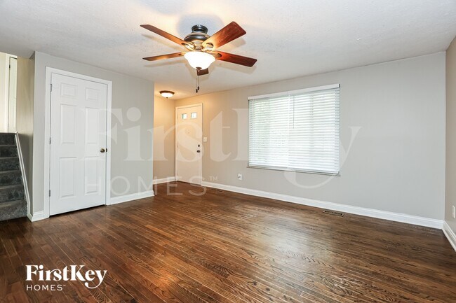 Building Photo - 4207 Edinburgh Dr