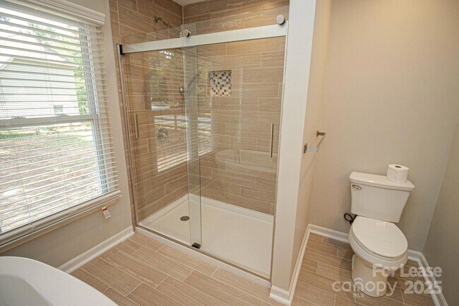 Building Photo - 14401 Widgeon Ct