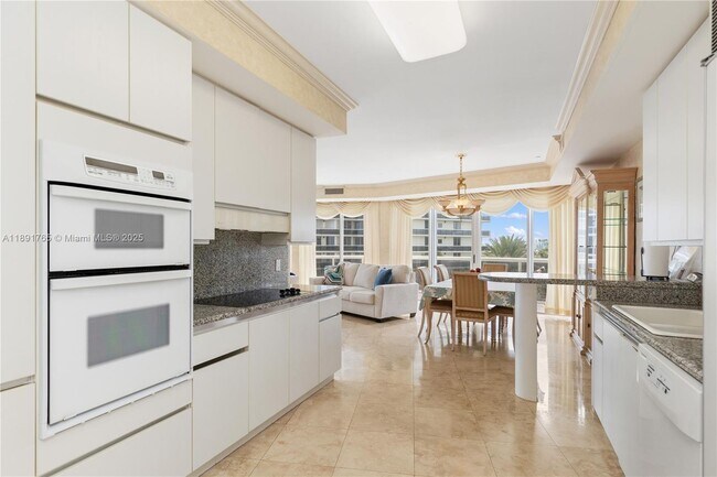 Building Photo - 9601 Collins Ave