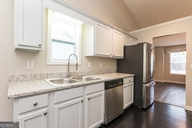 Building Photo - 234 Oak Glen Dr