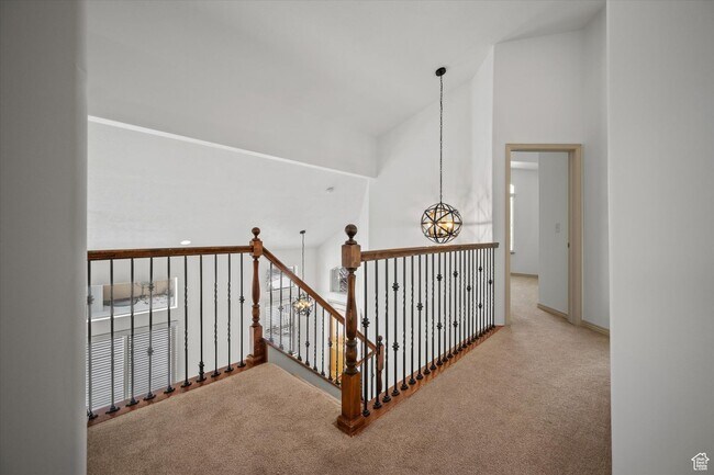 Building Photo - Amazing Cottonwood Heights 4bd/3ba home! G...